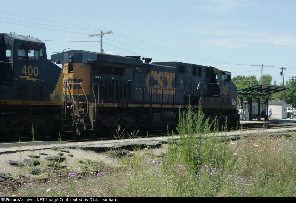 CSX 560